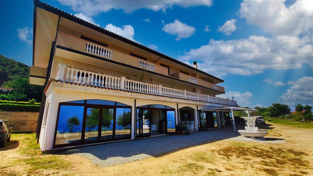 Residenza Domus Aurea Tropea- Vista Mare Otel Santa Domenica  Dış mekan fotoğraf