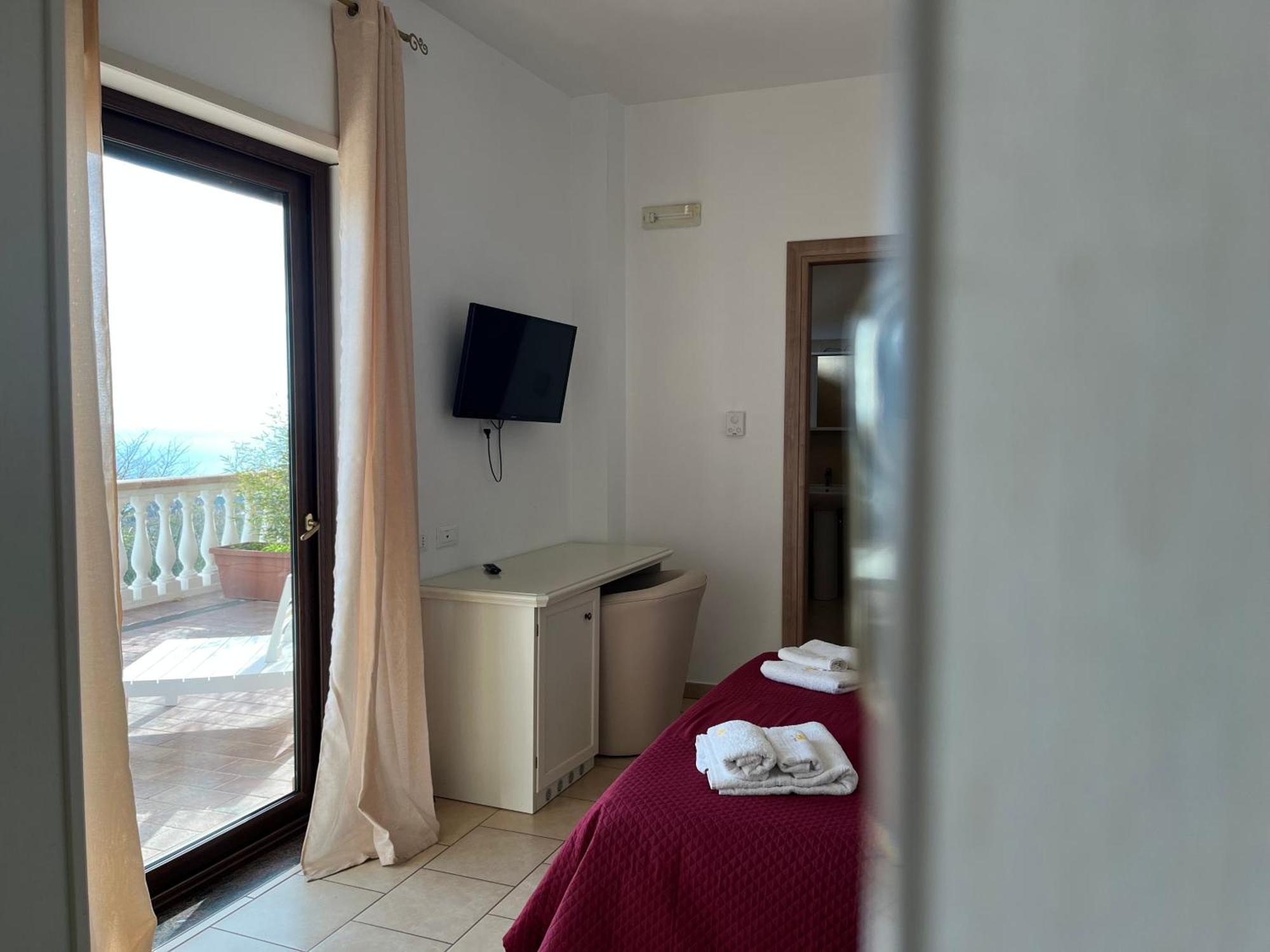 Residenza Domus Aurea Tropea- Vista Mare Otel Santa Domenica  Dış mekan fotoğraf