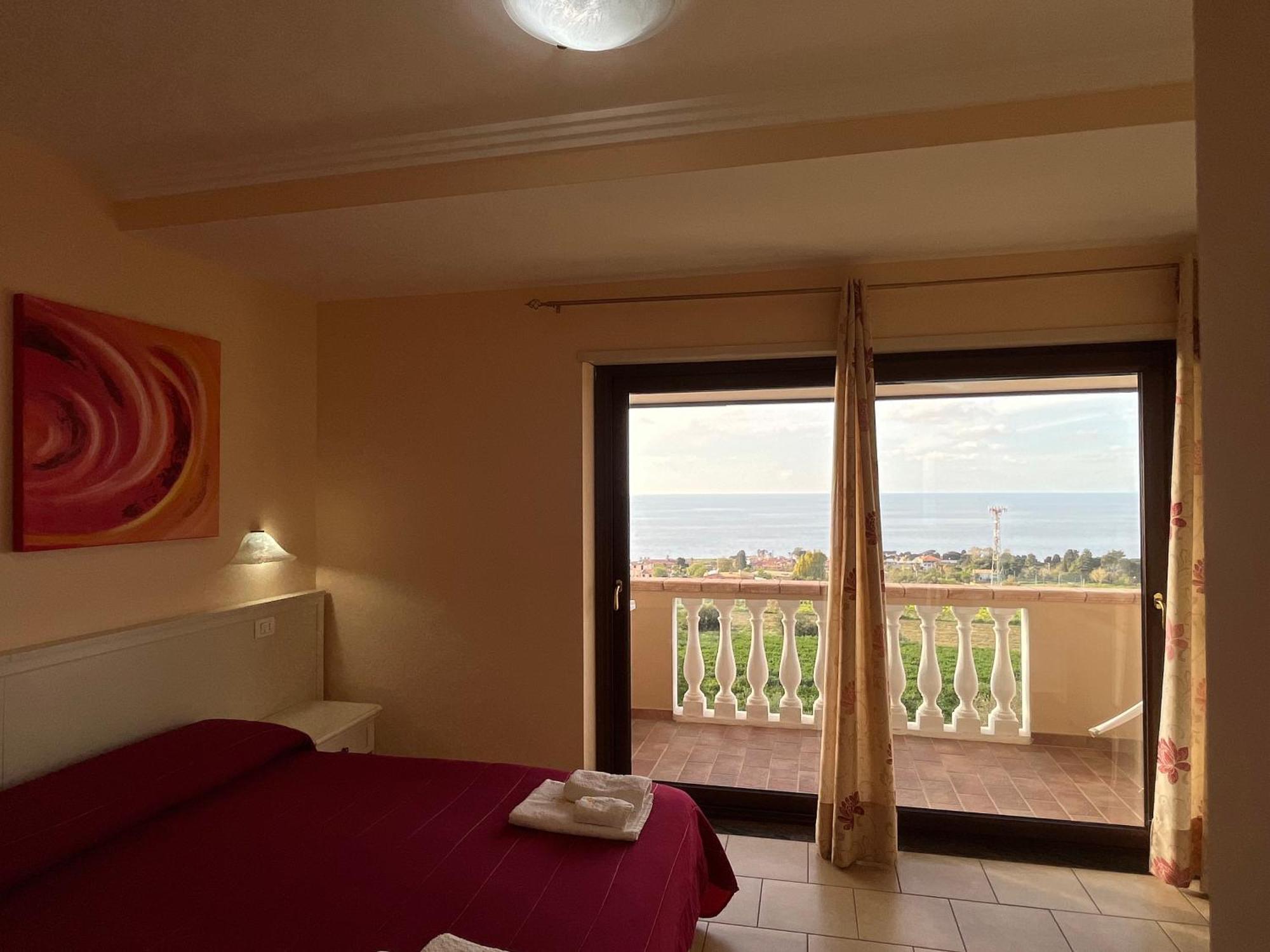 Residenza Domus Aurea Tropea- Vista Mare Otel Santa Domenica  Dış mekan fotoğraf