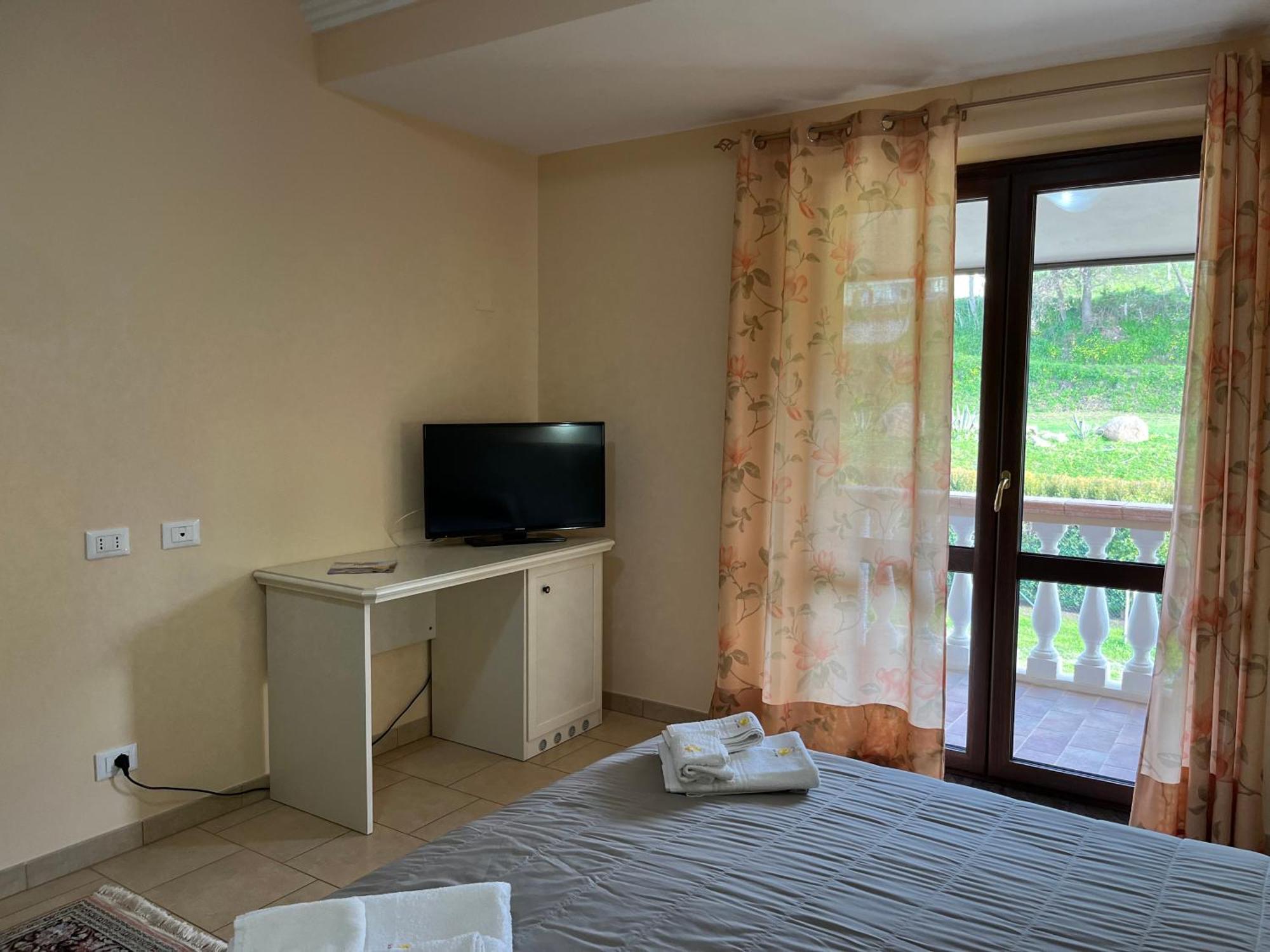 Residenza Domus Aurea Tropea- Vista Mare Otel Santa Domenica  Dış mekan fotoğraf