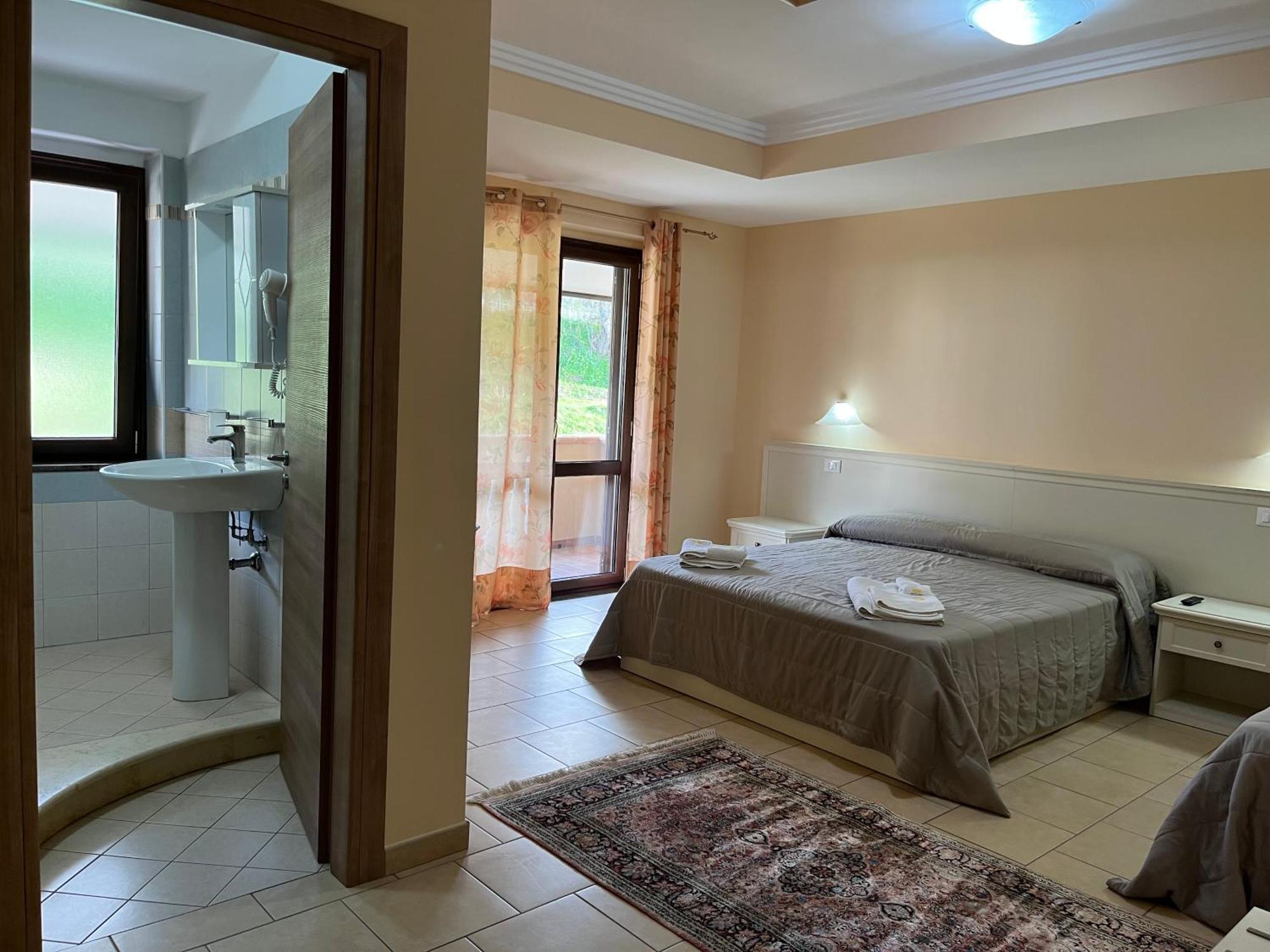 Residenza Domus Aurea Tropea- Vista Mare Otel Santa Domenica  Dış mekan fotoğraf